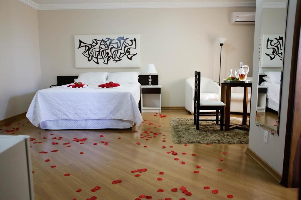 אירטי Hotel Abib מראה חיצוני תמונה